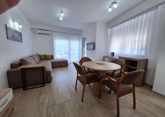 Apartments Lakeside Elesec