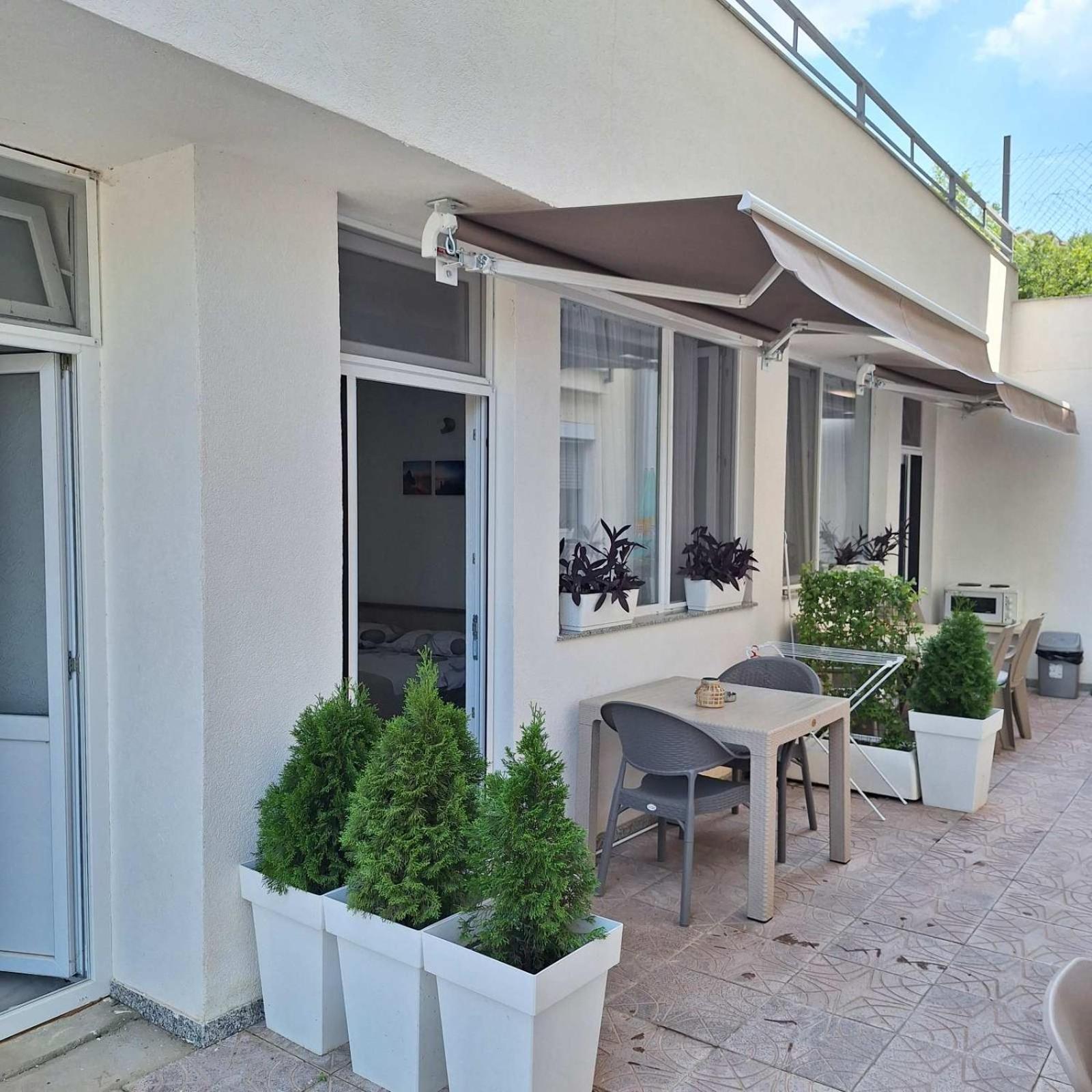 Appartement Lakeside Elesec *