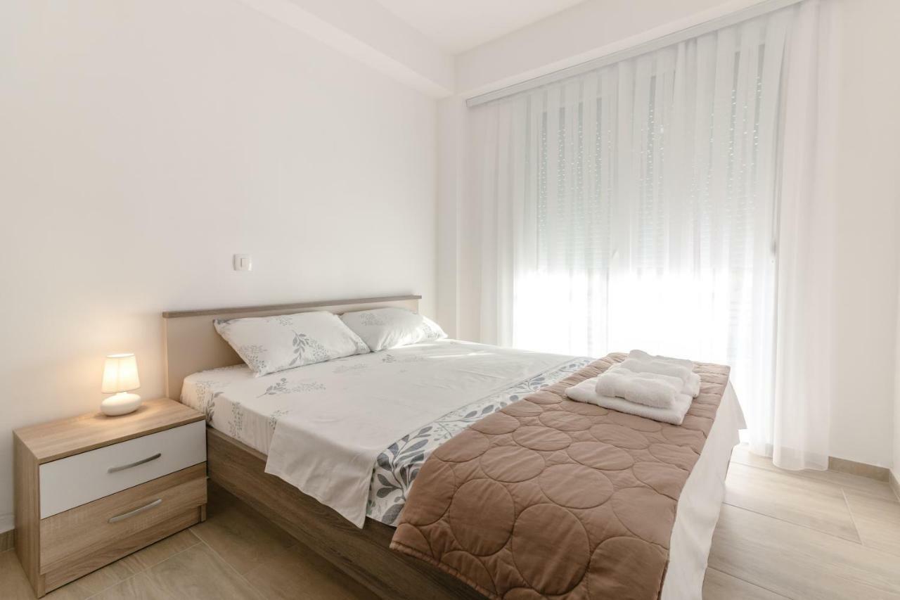 Lakeside Elesec Ohrid